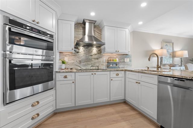 1 COLONY POINT DRIVE 7C, Punta Gorda, FL 33950