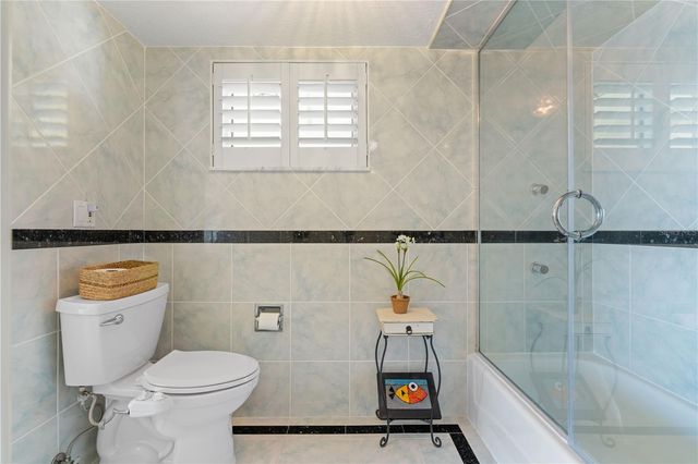 1 COLONY POINT DRIVE 7C, Punta Gorda, FL 33950