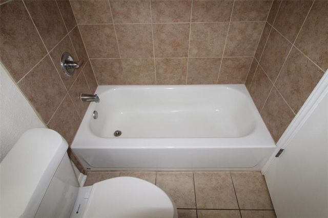 905 Aspen Street 907, Noble, OK 73068