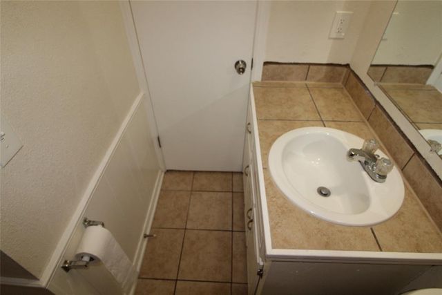 905 Aspen Street 907, Noble, OK 73068