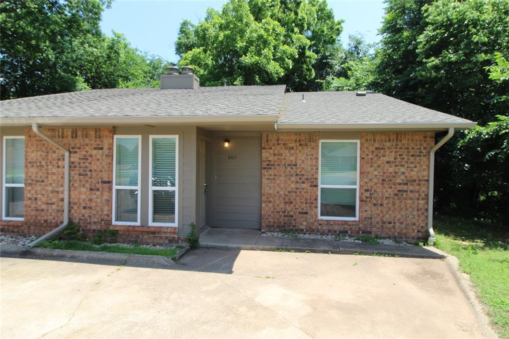 905 Aspen Street 907, Noble, OK 73068