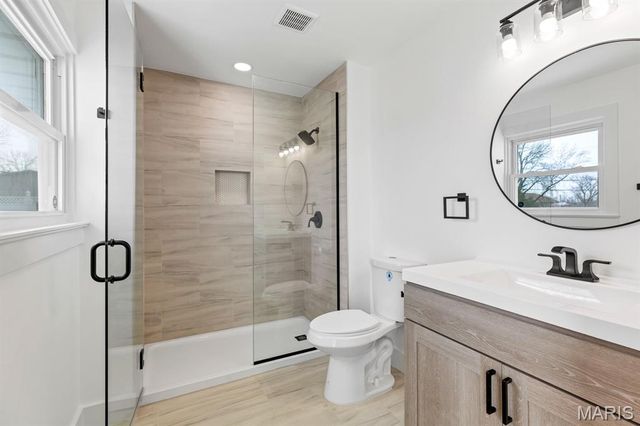 108 Maple Lane, Ballwin, MO 63011