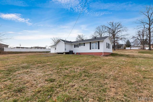 108 Maple Lane, Ballwin, MO 63011