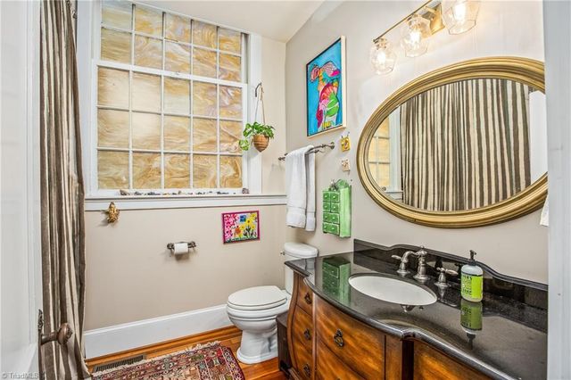 931 W 5th Street, Winston-salem, NC 27101