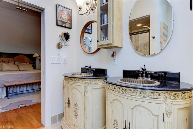 931 W 5th Street, Winston-salem, NC 27101