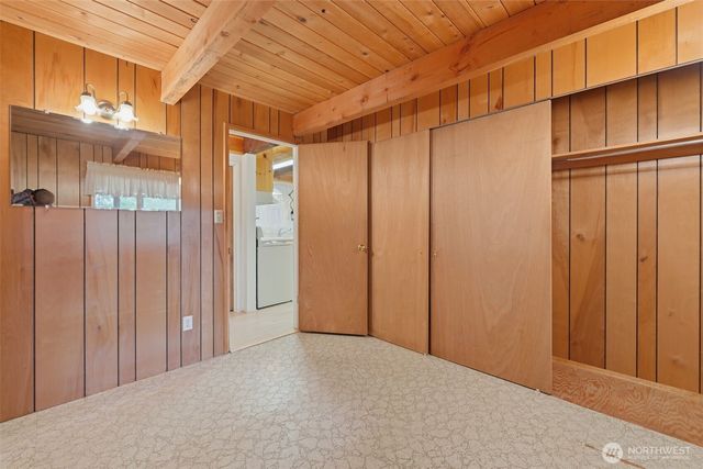 720 E Creekside Drive, Belfair, WA 98528