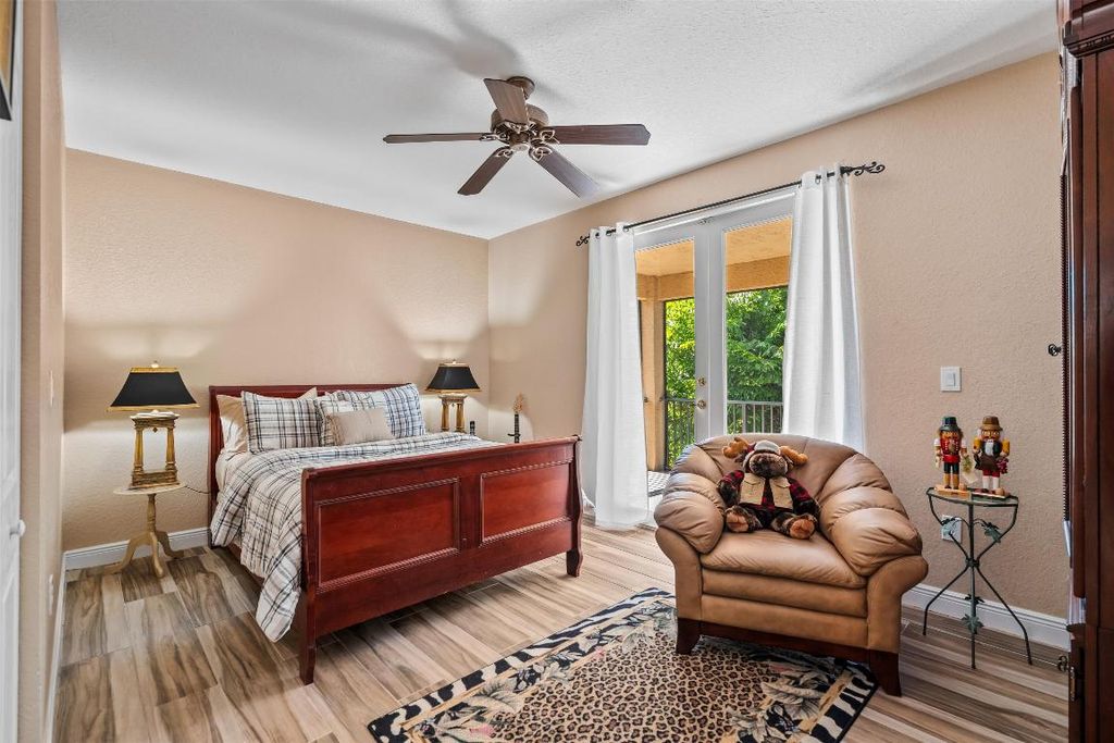 Image 27 of property listing at 19270 Skyridge Circle, Boca Raton, FL 33498