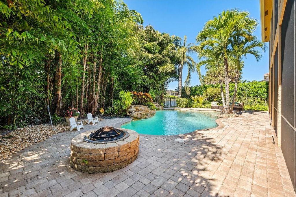 Image 35 of property listing at 19270 Skyridge Circle, Boca Raton, FL 33498