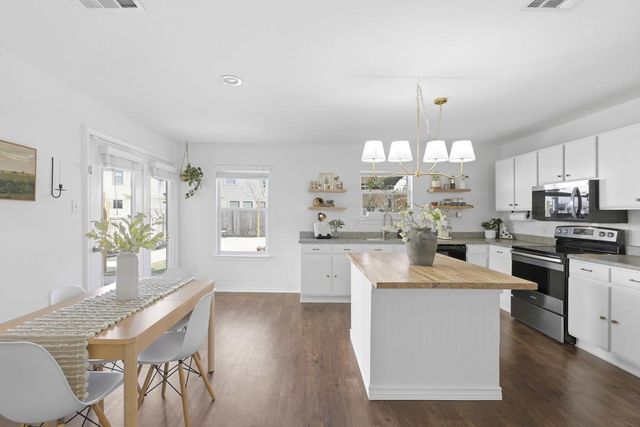 75 Jan LN, Georgetown, TX 78626