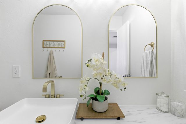 75 Jan LN, Georgetown, TX 78626