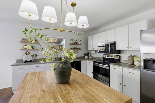 75 Jan LN, Georgetown, TX 78626