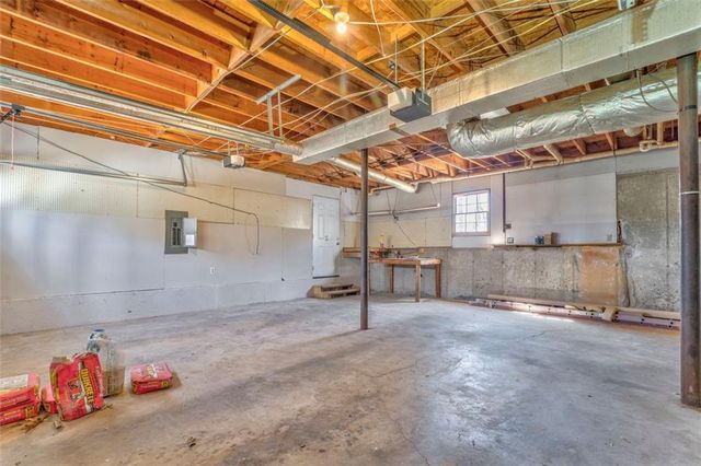 322 CORLEY Circle, Hiram, GA 30141