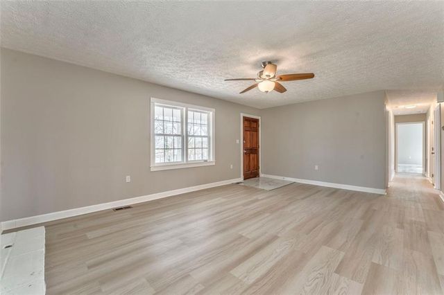 322 CORLEY Circle, Hiram, GA 30141