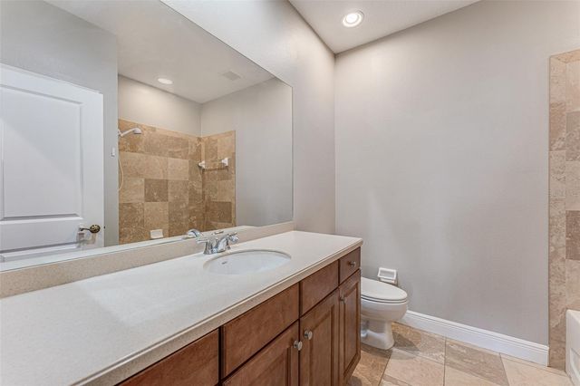 4957 ANNISTON CIRCLE, Tampa, FL 33647