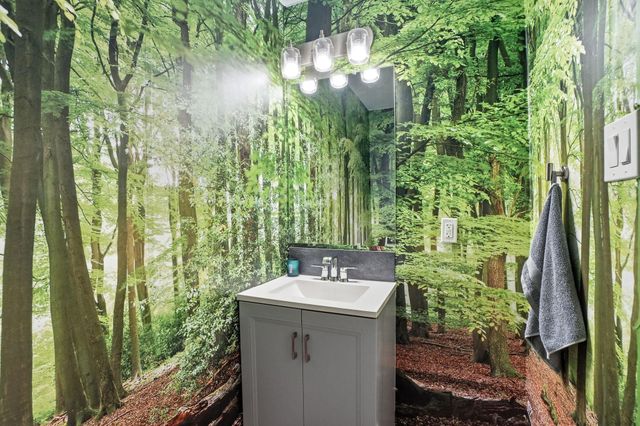 2505 Barton Hills DR, Austin, TX 78704