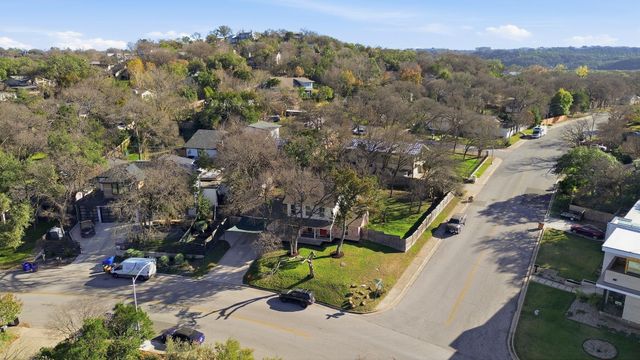 2505 Barton Hills DR, Austin, TX 78704