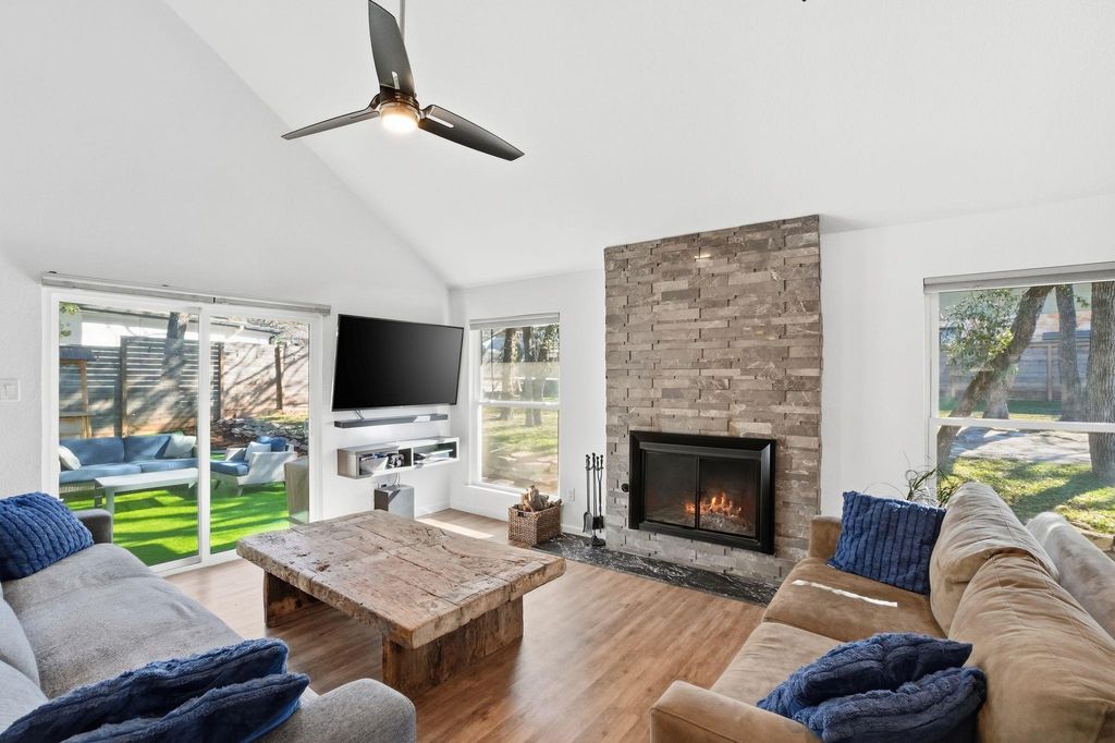 2505 Barton Hills DR, Austin, TX 78704