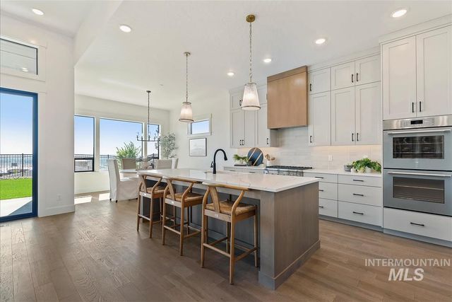 6524 W Largo Dr, Eagle, ID 83616