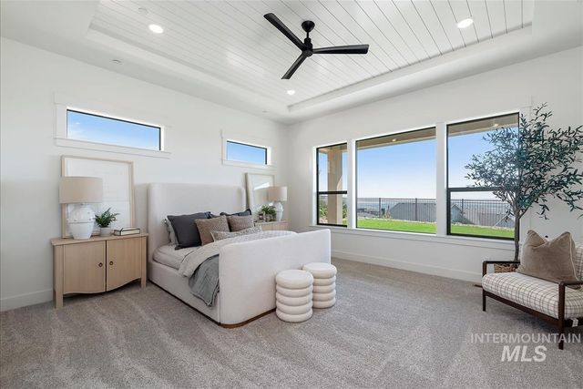 6524 W Largo Dr, Eagle, ID 83616