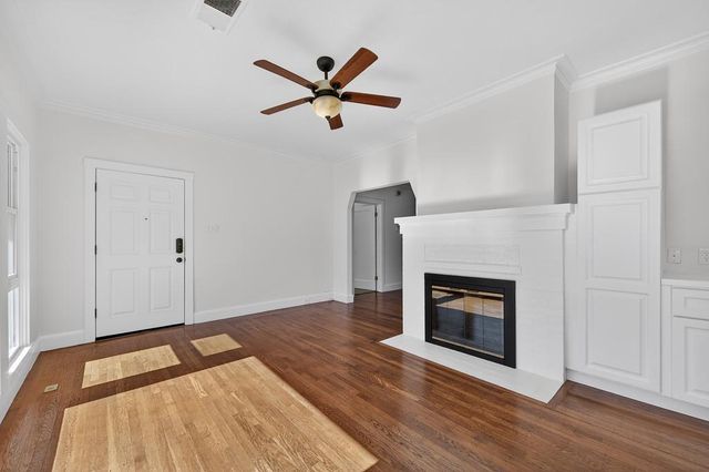 1017 Yale St, Sacramento, CA 95818