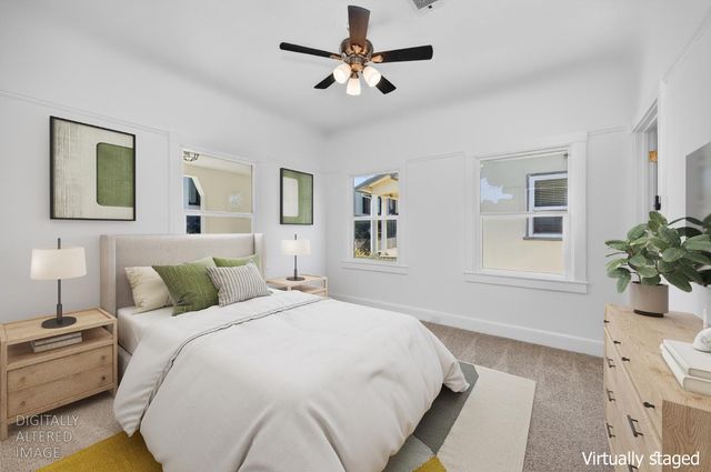 1017 Yale St, Sacramento, CA 95818