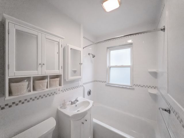 21 Bradwood Street 1, Boston, MA 02131