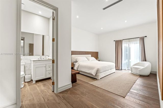 680 Buttonwood Ln, Miami, FL 33137