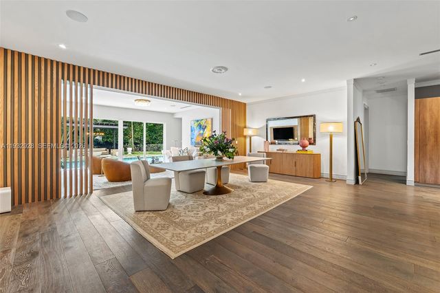 680 Buttonwood Ln, Miami, FL 33137