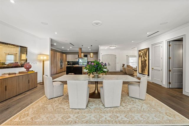 680 Buttonwood Ln, Miami, FL 33137