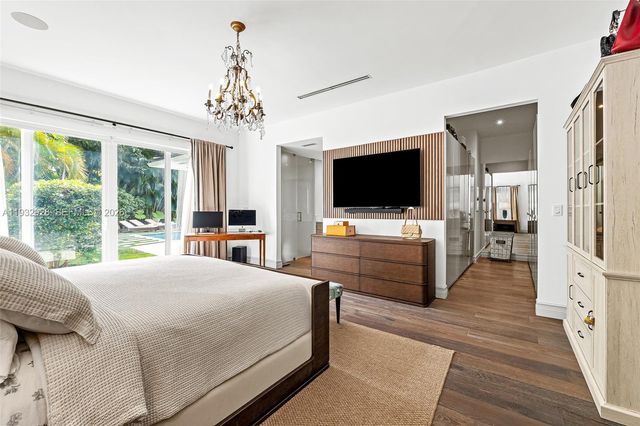 680 Buttonwood Ln, Miami, FL 33137