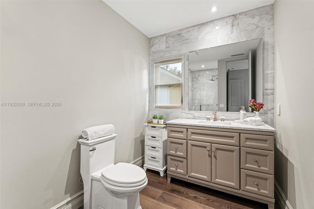 680 Buttonwood Ln, Miami, FL 33137