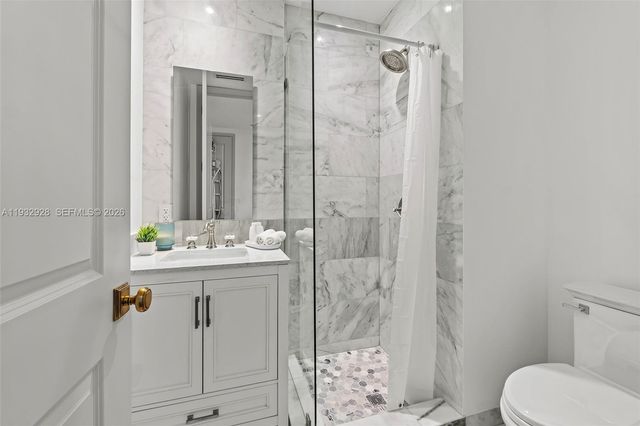 680 Buttonwood Ln, Miami, FL 33137