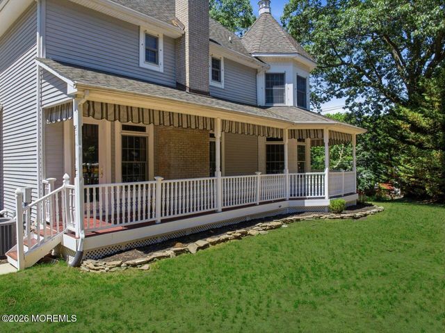 41 Sears Avenue, Atlantic Highlands, NJ 07716