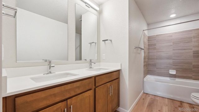 678 N Ukraine Street, Aurora, CO 80018