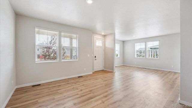 678 N Ukraine Street, Aurora, CO 80018