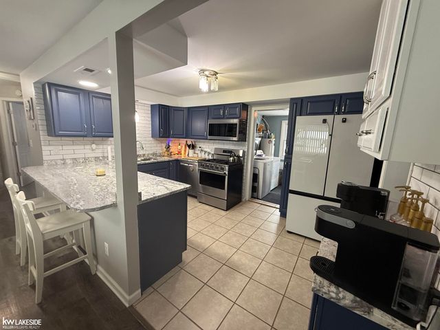 85 Saint James Street, Marysville, MI 48040