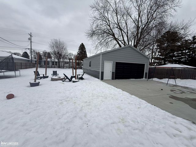 85 Saint James Street, Marysville, MI 48040