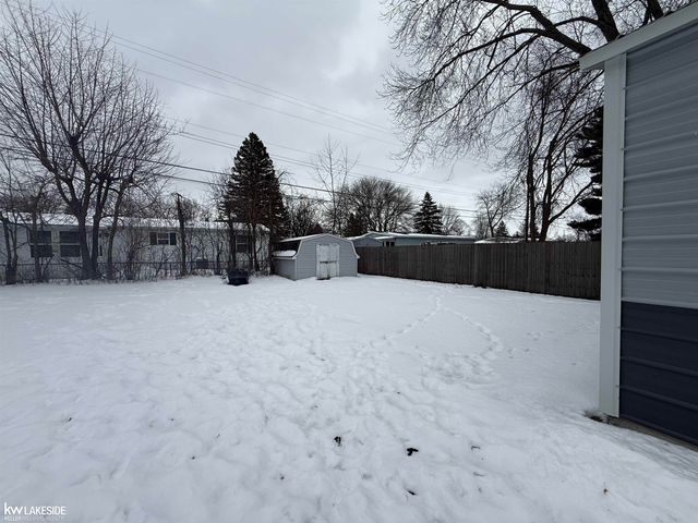 85 Saint James Street, Marysville, MI 48040