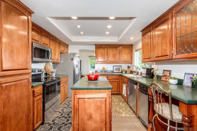 15805 Oak Valley Rd, Ramona, CA 92065