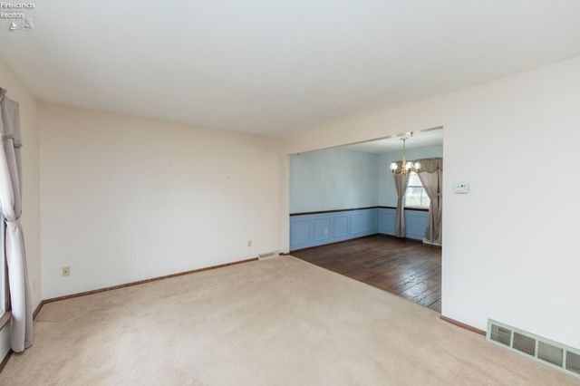 2612 Mulberry Drive, Sandusky, OH 44870