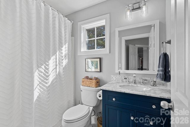 2474 Green Point Lane, Denver, NC 28037