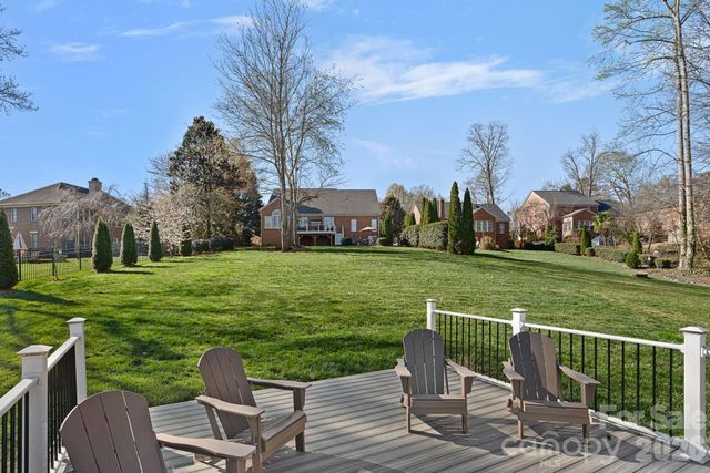 2474 Green Point Lane, Denver, NC 28037