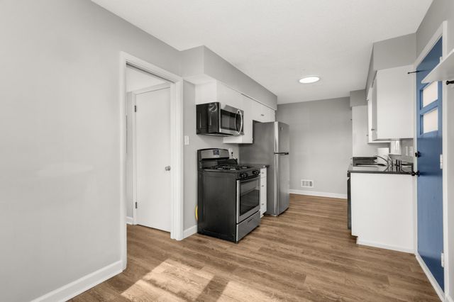 647 Mill Street, Excelsior, MN 55331