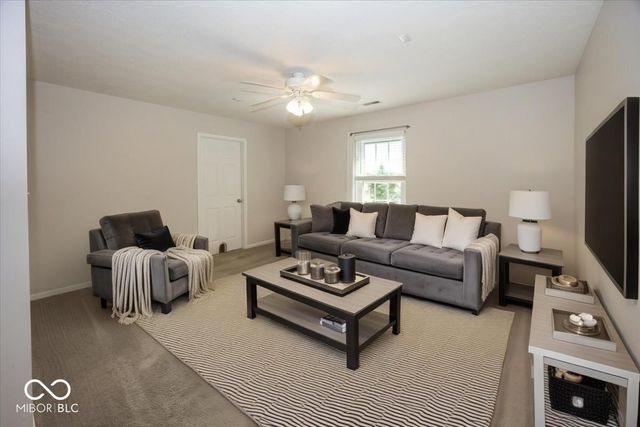 13191 Sweet Briar Parkway, Fishers, IN 46038