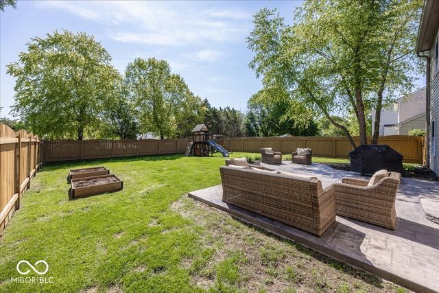 13191 Sweet Briar Parkway, Fishers, IN 46038