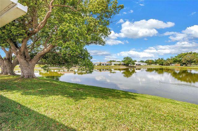 9210 40TH STREET N, Pinellas Park, FL 33782