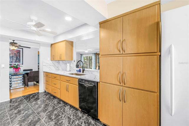 9210 40TH STREET N, Pinellas Park, FL 33782