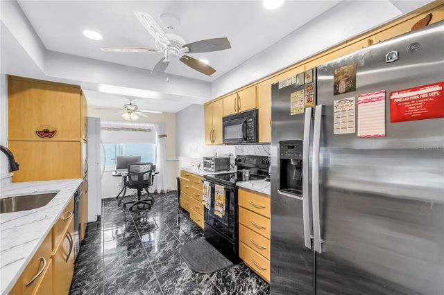 9210 40TH STREET N, Pinellas Park, FL 33782