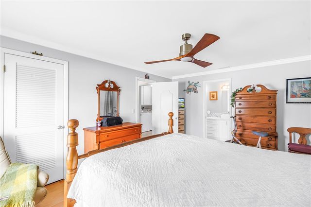 9210 40TH STREET N, Pinellas Park, FL 33782