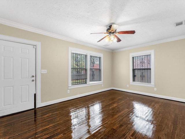 1211 Bigelow Street, Houston, TX 77009